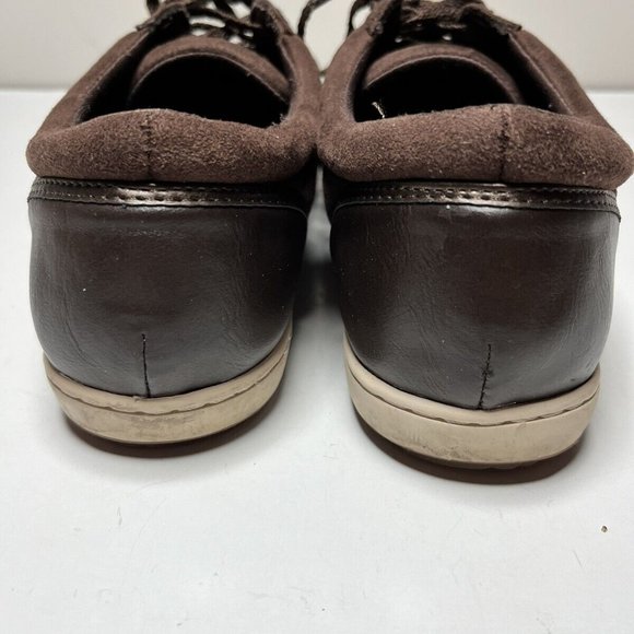 Vionic By Orthohrel technology dark brown walking sneakers, size 9 Preowned - Picture 6 of 7